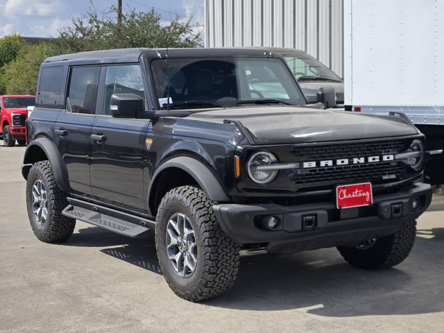 New 2025 Ford Bronco Badlands AWD/4WD image 2