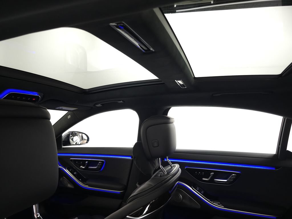 Used 2024 Mercedes-Benz S 580e 4MATIC Sedan image 27