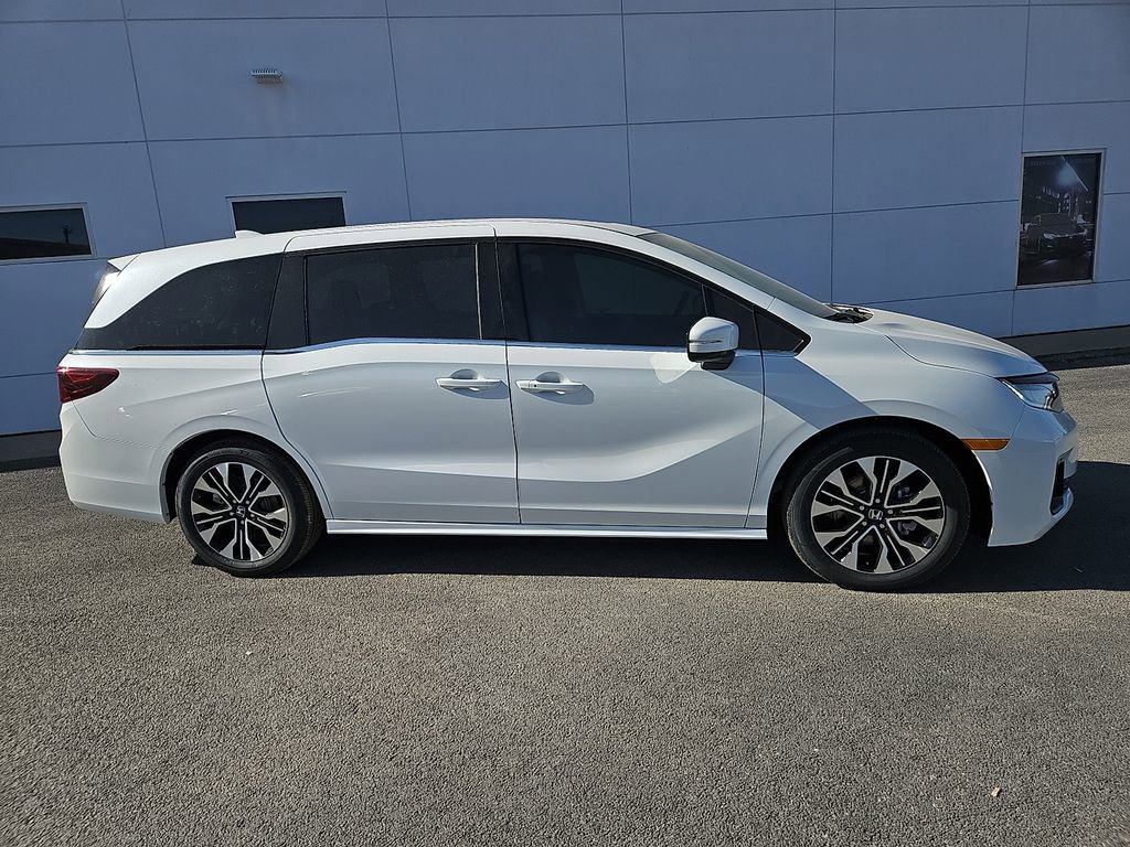 New 2026 Honda Odyssey Elite image 9