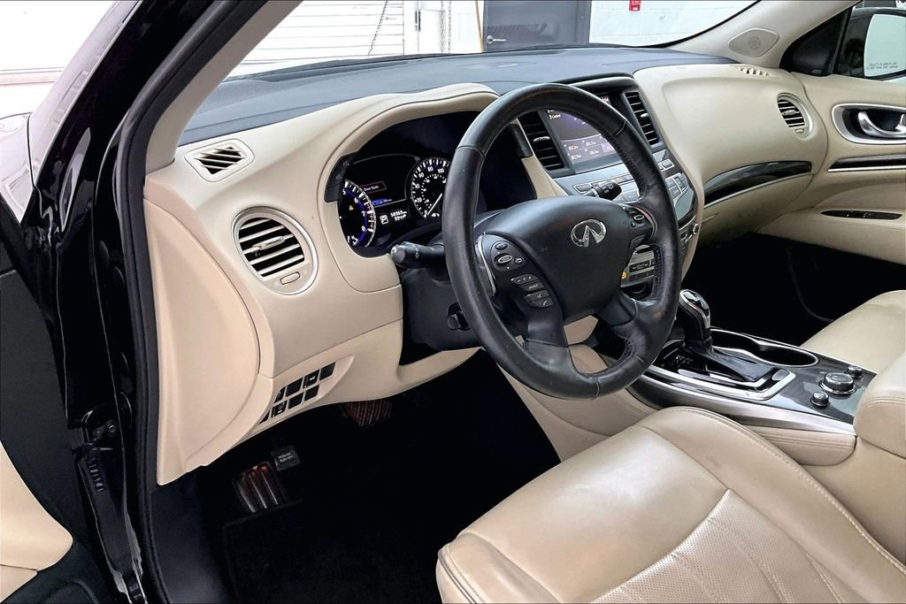 Used 2020 INFINITI QX60 Luxe w/ Essential Package image 17