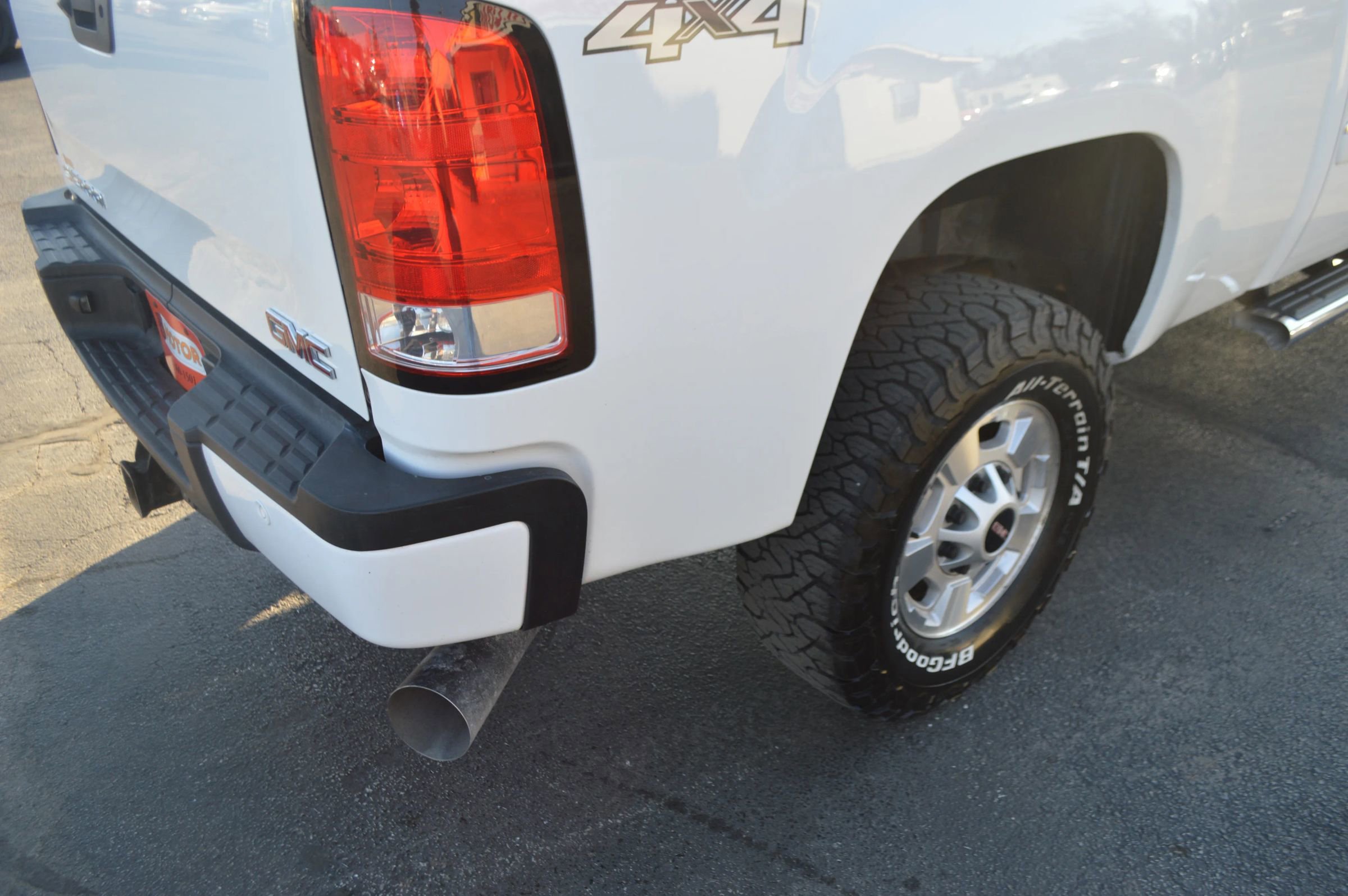 Used 2013 GMC Sierra 2500 Denali AWD/4WD image 8