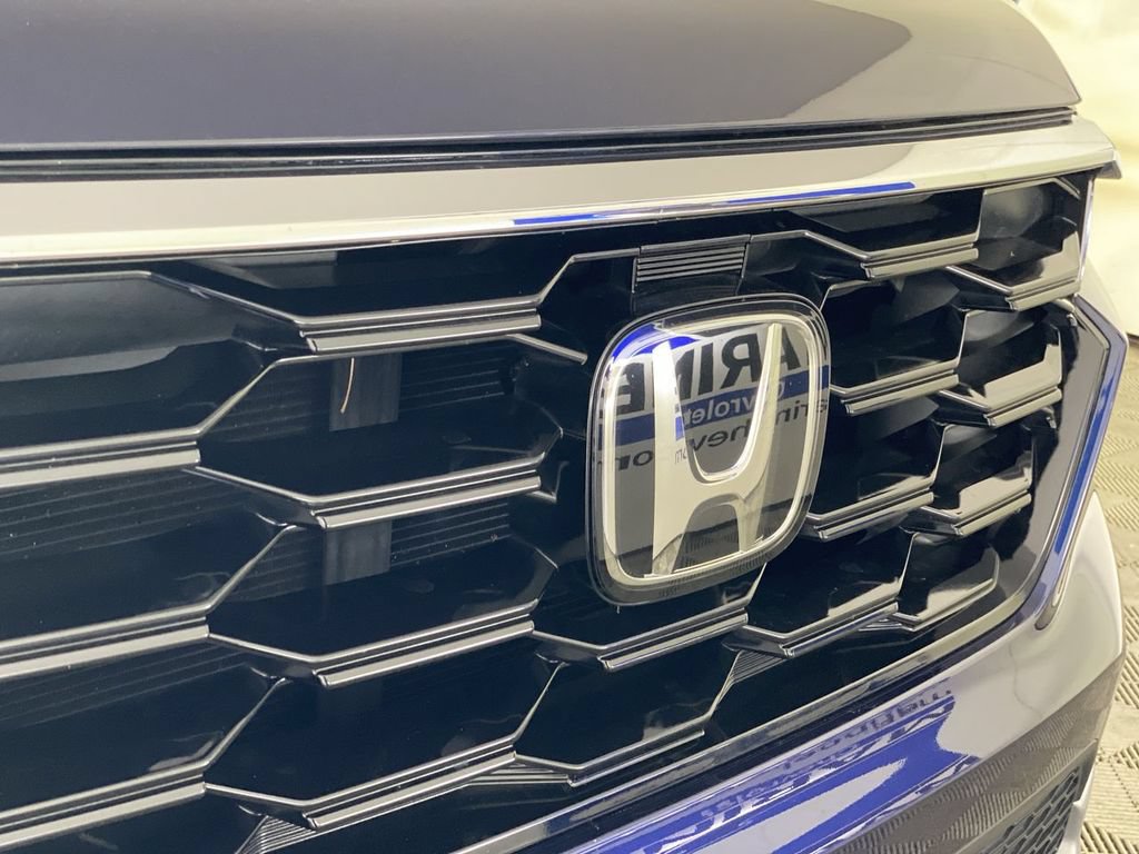 Used 2025 Honda Pilot Touring image 38