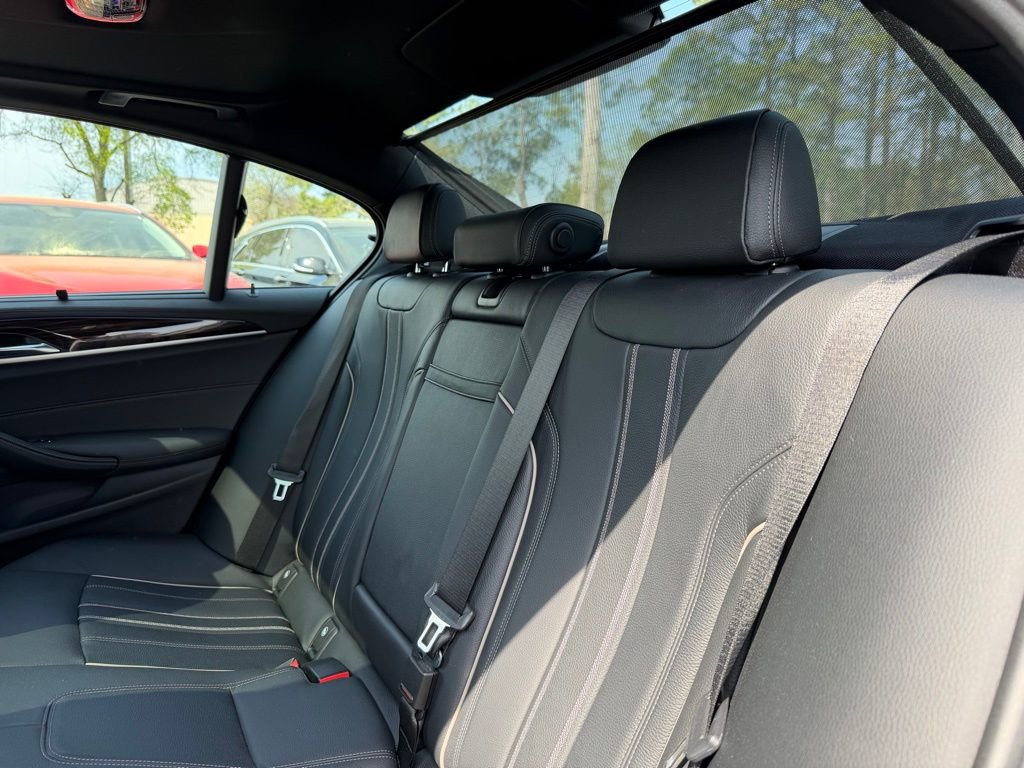 Used 2019 BMW M550i xDrive w/ Premium Package 2 image 24