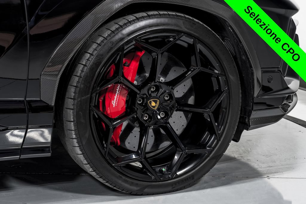 Used 2023 Lamborghini Urus Performante AWD/4WD image 55