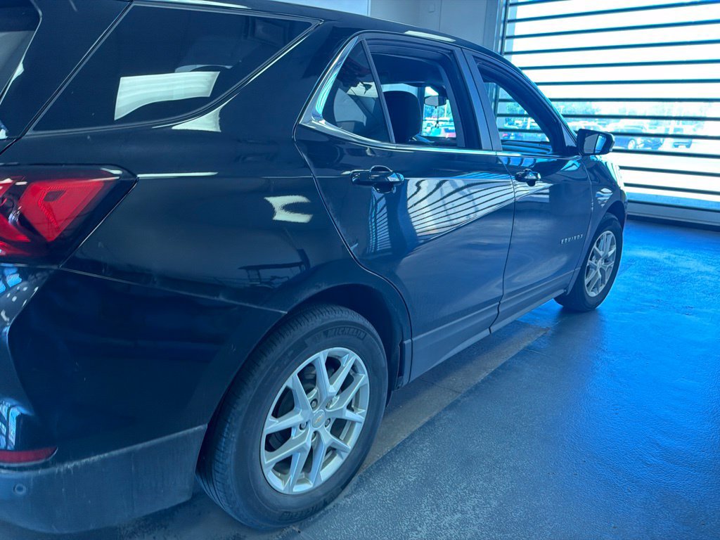 Used 2022 Chevrolet Equinox LT FWD image 11