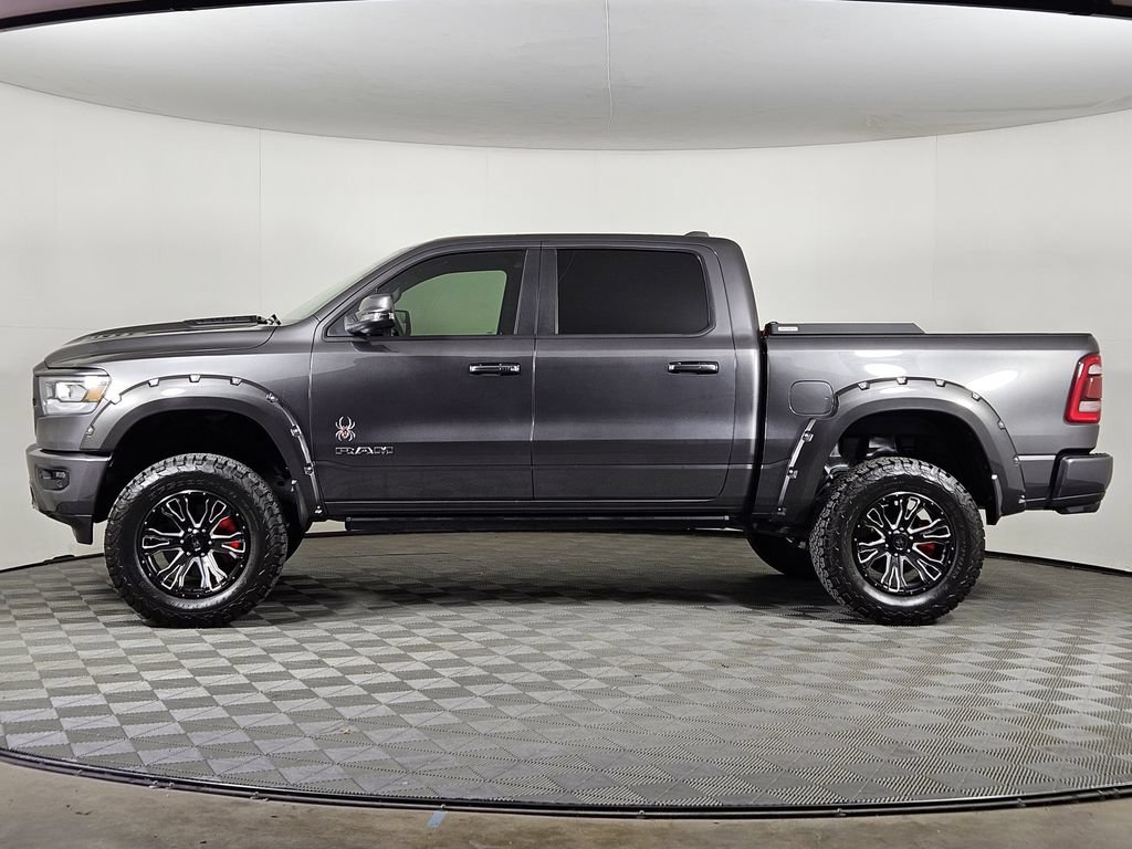 Used 2024 RAM 1500 Laramie AWD/4WD image 3