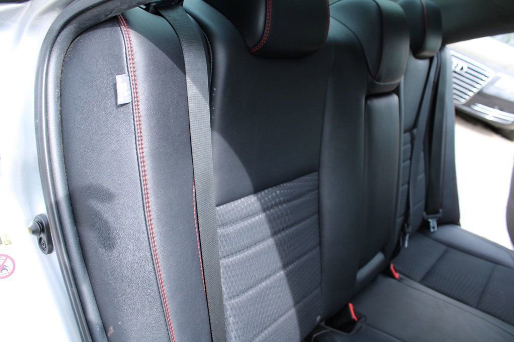 Used 2015 Toyota Camry SE image 22