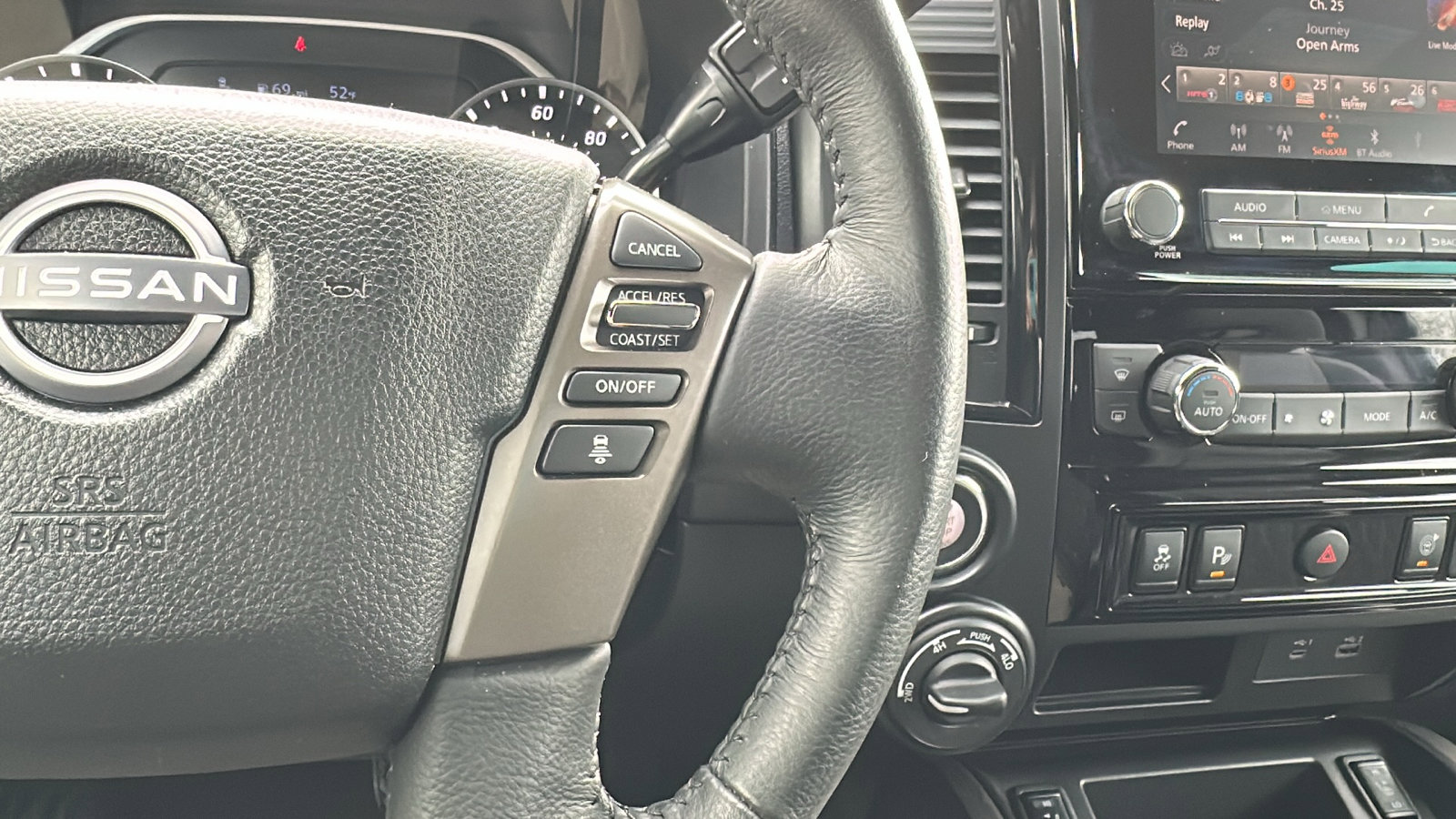 Certified 2024 Nissan Titan SV w/ SV Bronze Edition Package image 17