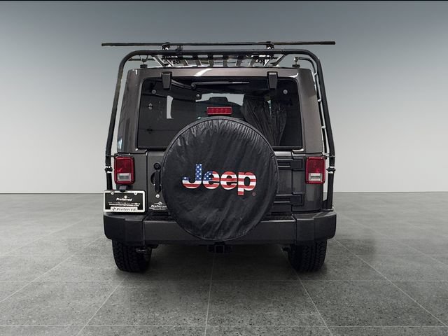 Used 2017 Jeep Wrangler Sahara w/ Connectivity Group AWD/4WD image 23