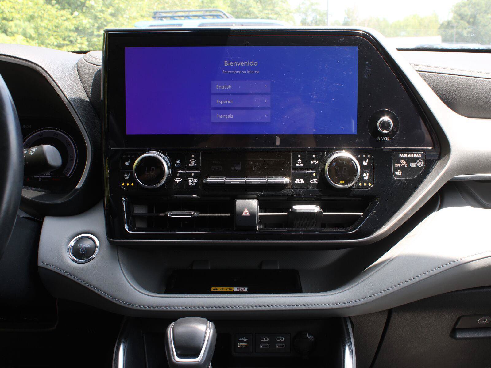Used 2023 Toyota Highlander Limited AWD/4WD image 13