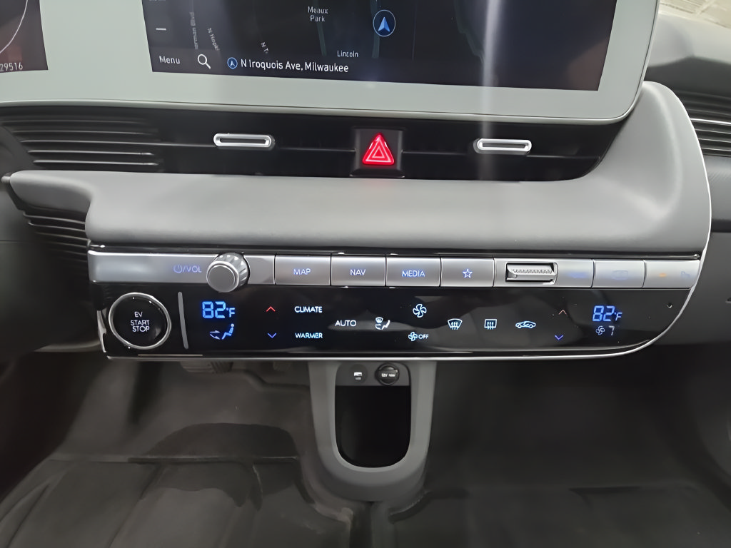 Certified 2023 Hyundai Ioniq 5 SEL AWD/4WD image 35