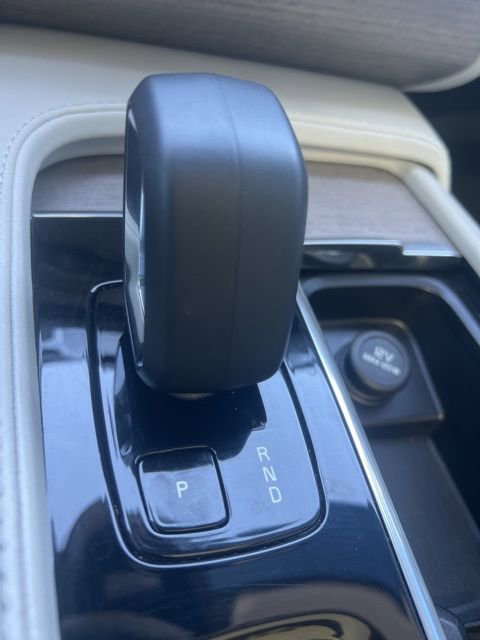 Used 2023 Volvo XC90 B6 Plus w/ Protection Package Premier image 16