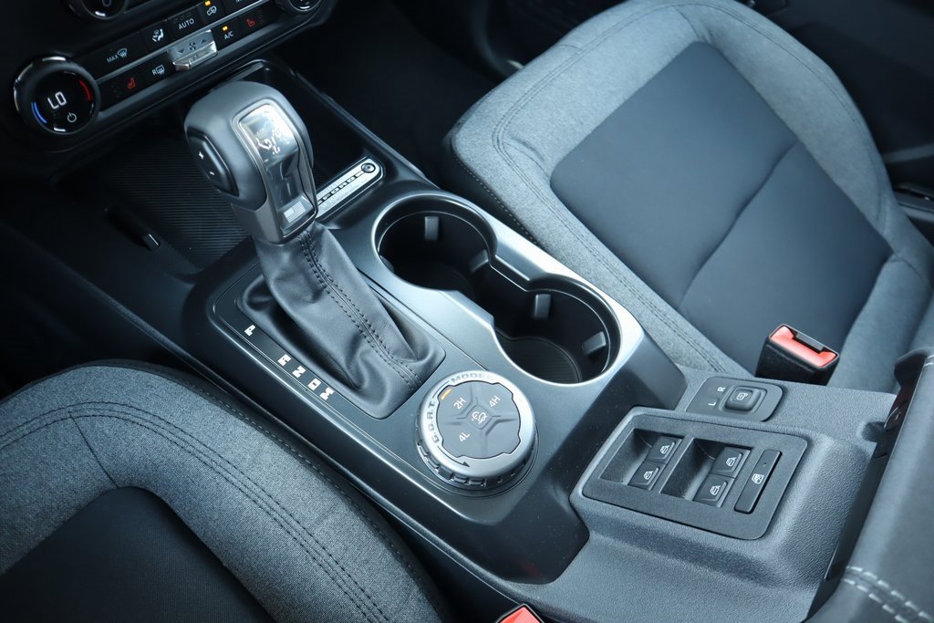 New 2025 Ford Bronco Big Bend image 9