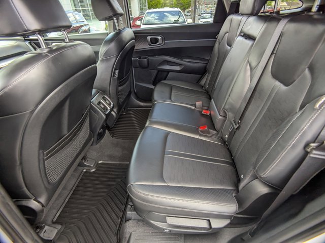 Used 2025 Kia Sorento S w/ Panoramic Sunroof Package AWD/4WD image 19