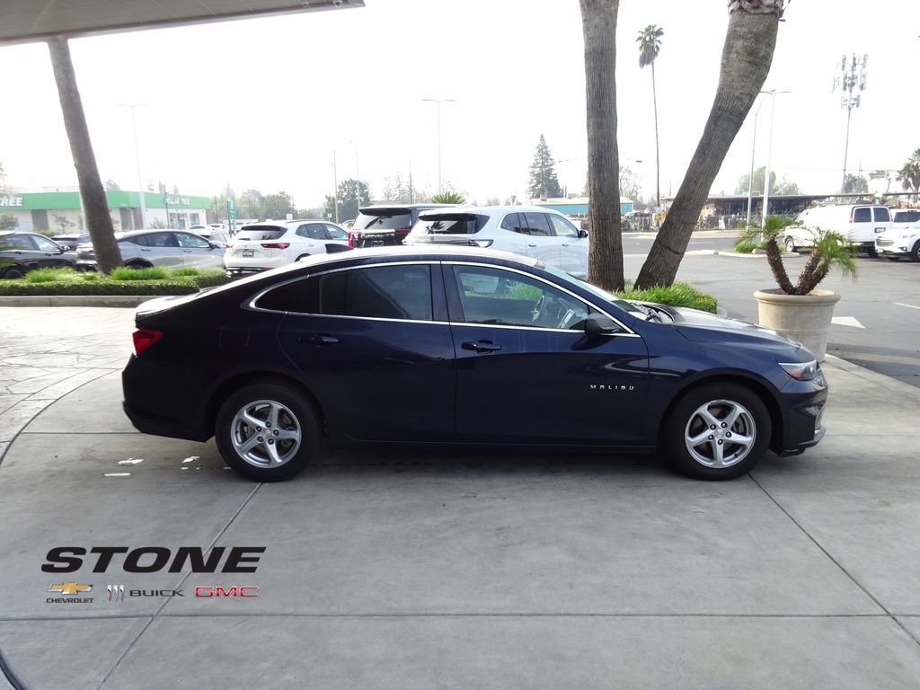 Used 2018 Chevrolet Malibu LS image 9