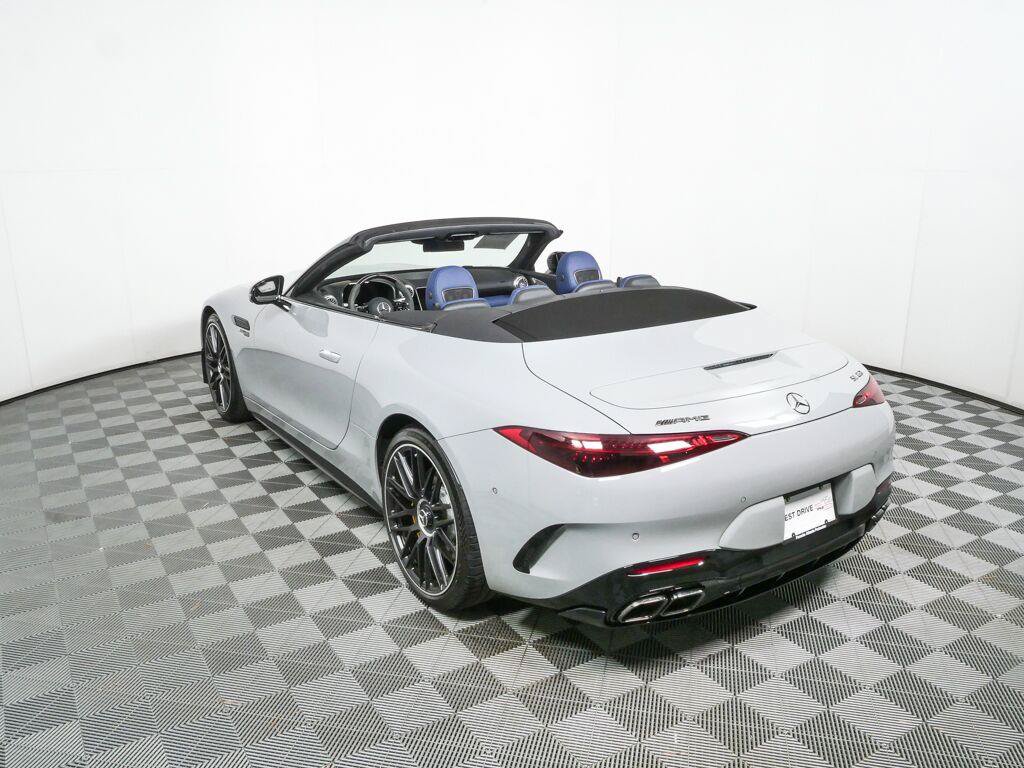 Used 2025 Mercedes-Benz SL 63 AMG 4MATIC image 24