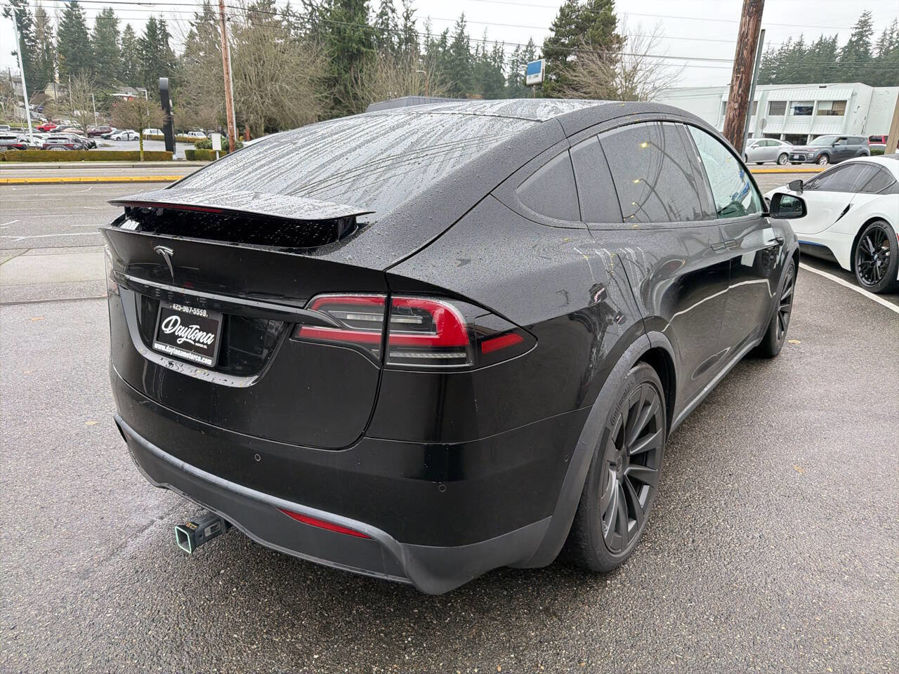 Used 2022 Tesla Model X image 8