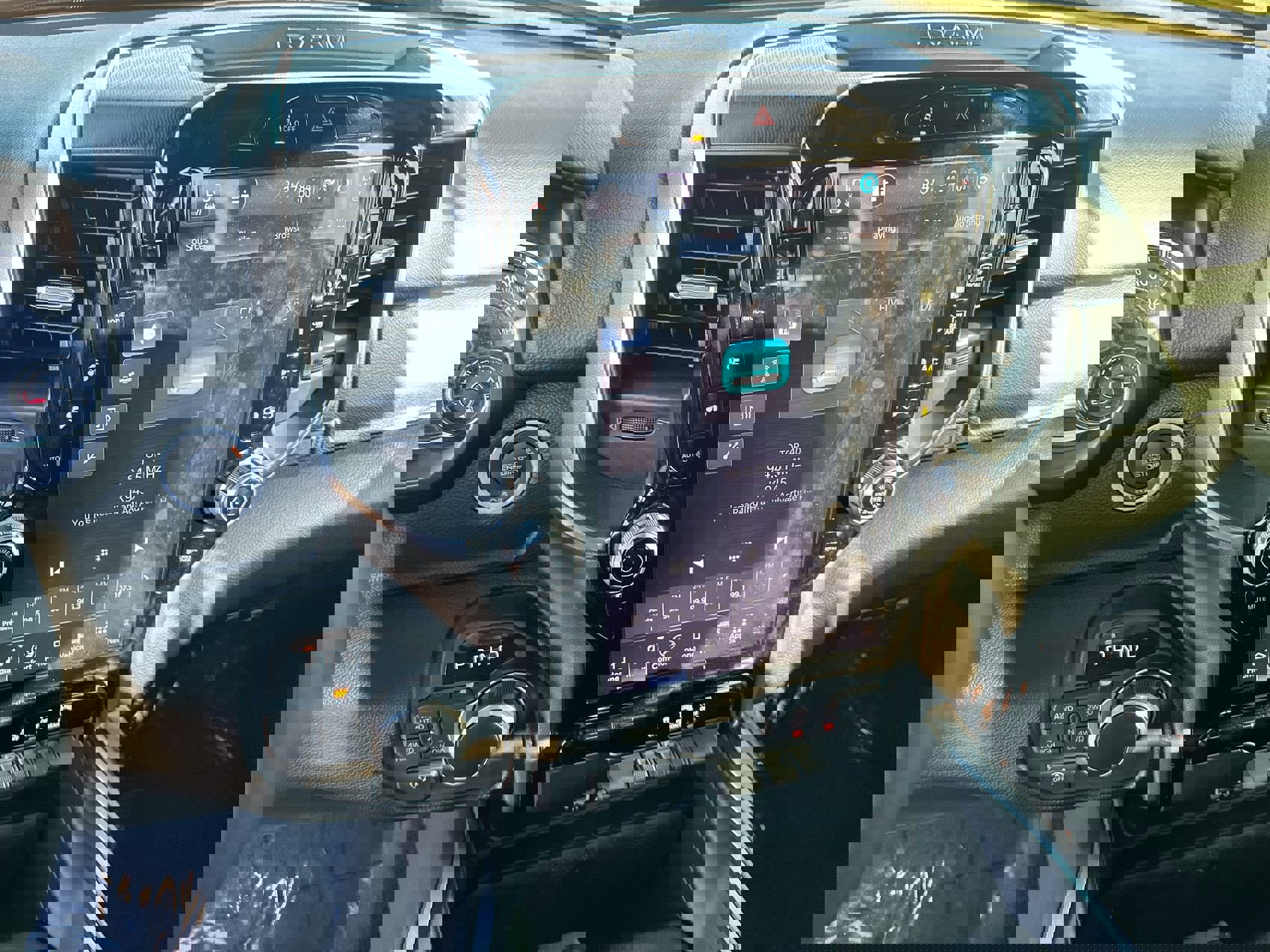 Used 2025 RAM 1500 Big Horn image 16