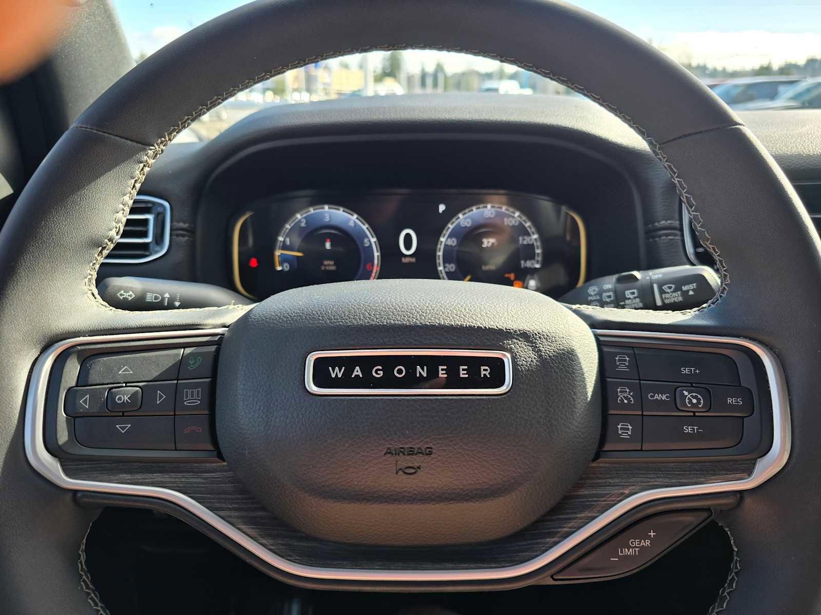 Used 2022 Jeep Wagoneer Series III w/ Flexible Seating Group image 33