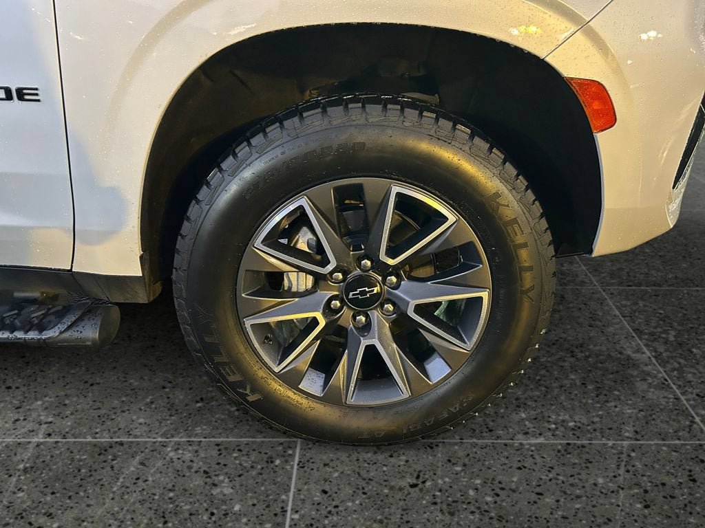 Used 2023 Chevrolet Tahoe Z71 AWD/4WD image 9