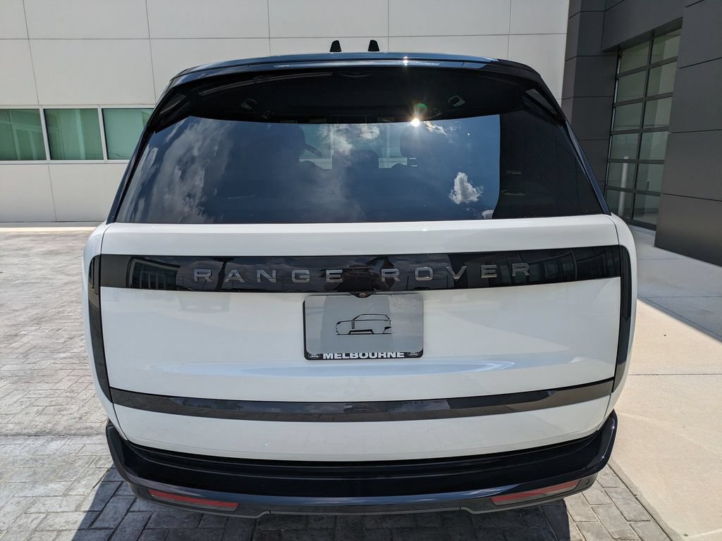 New 2026 Land Rover Range Rover SE AWD/4WD image 5