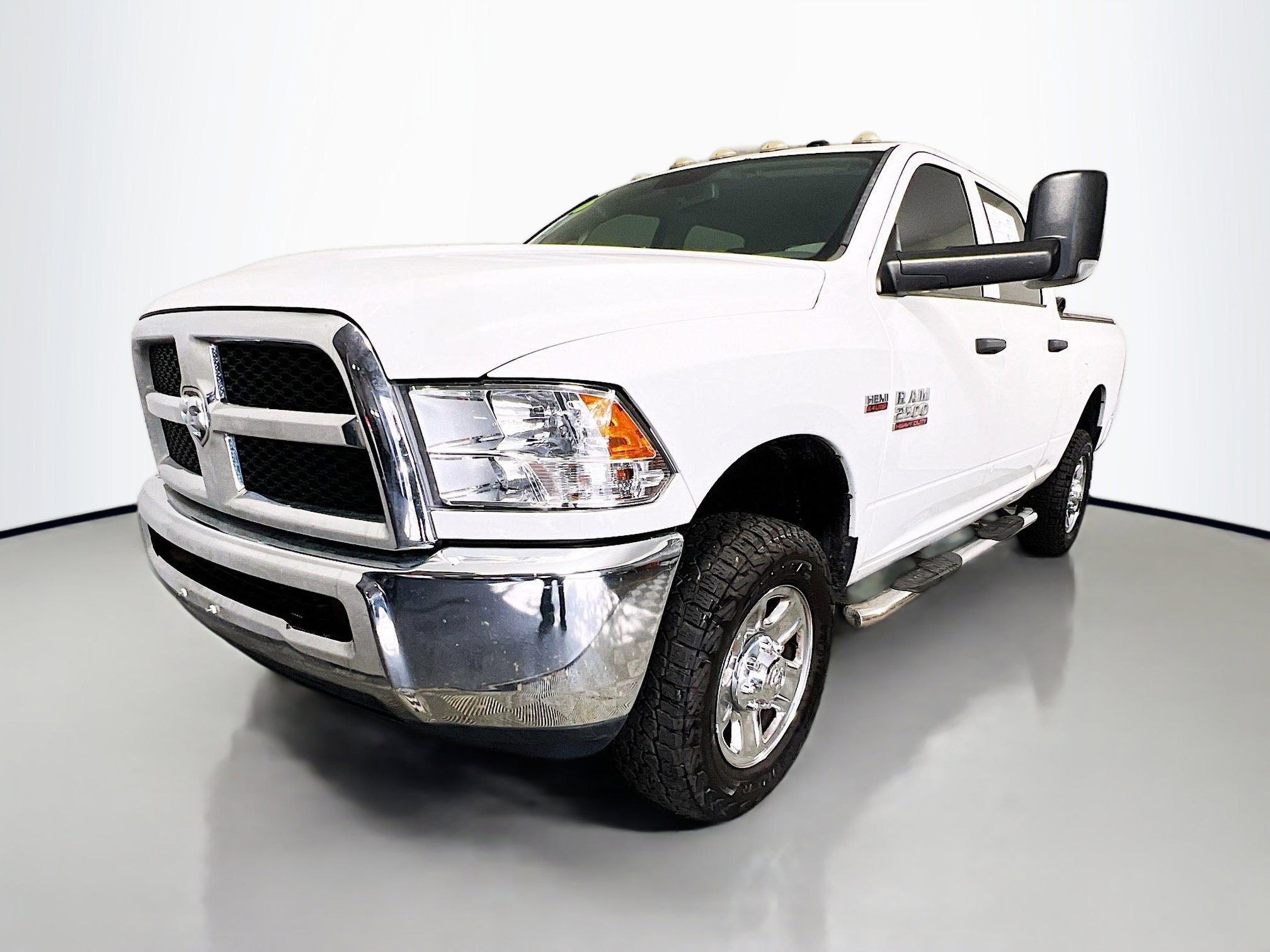 Used 2016 RAM 2500 Tradesman w/ Chrome Appearance Group AWD/4WD image 10