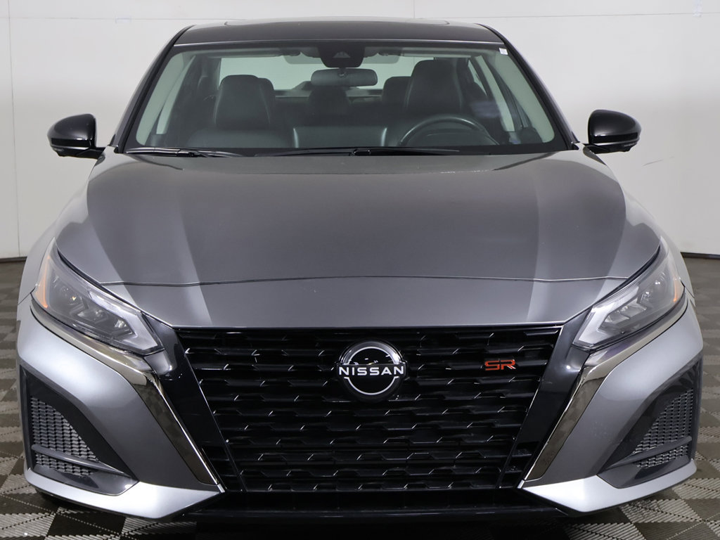 Used 2023 Nissan Altima 2.0 SR FWD image 13