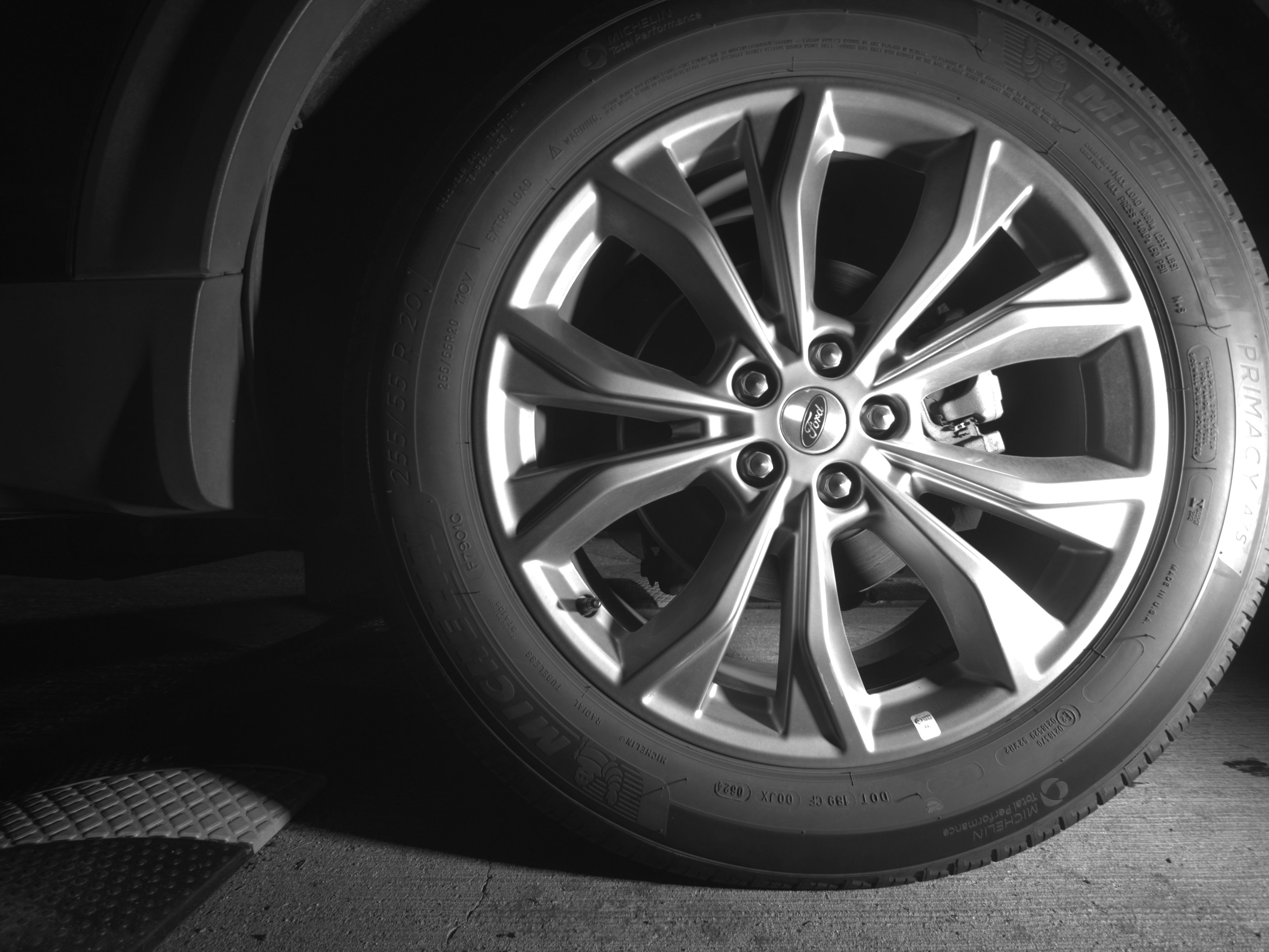 Used 2024 Ford Explorer Limited image 14