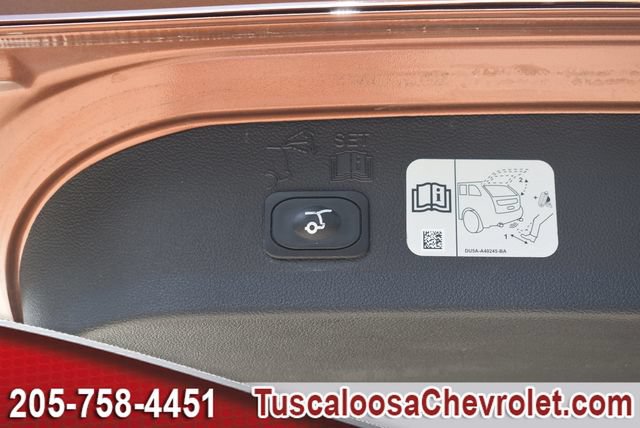 Used 2017 Ford Escape Titanium FWD image 10
