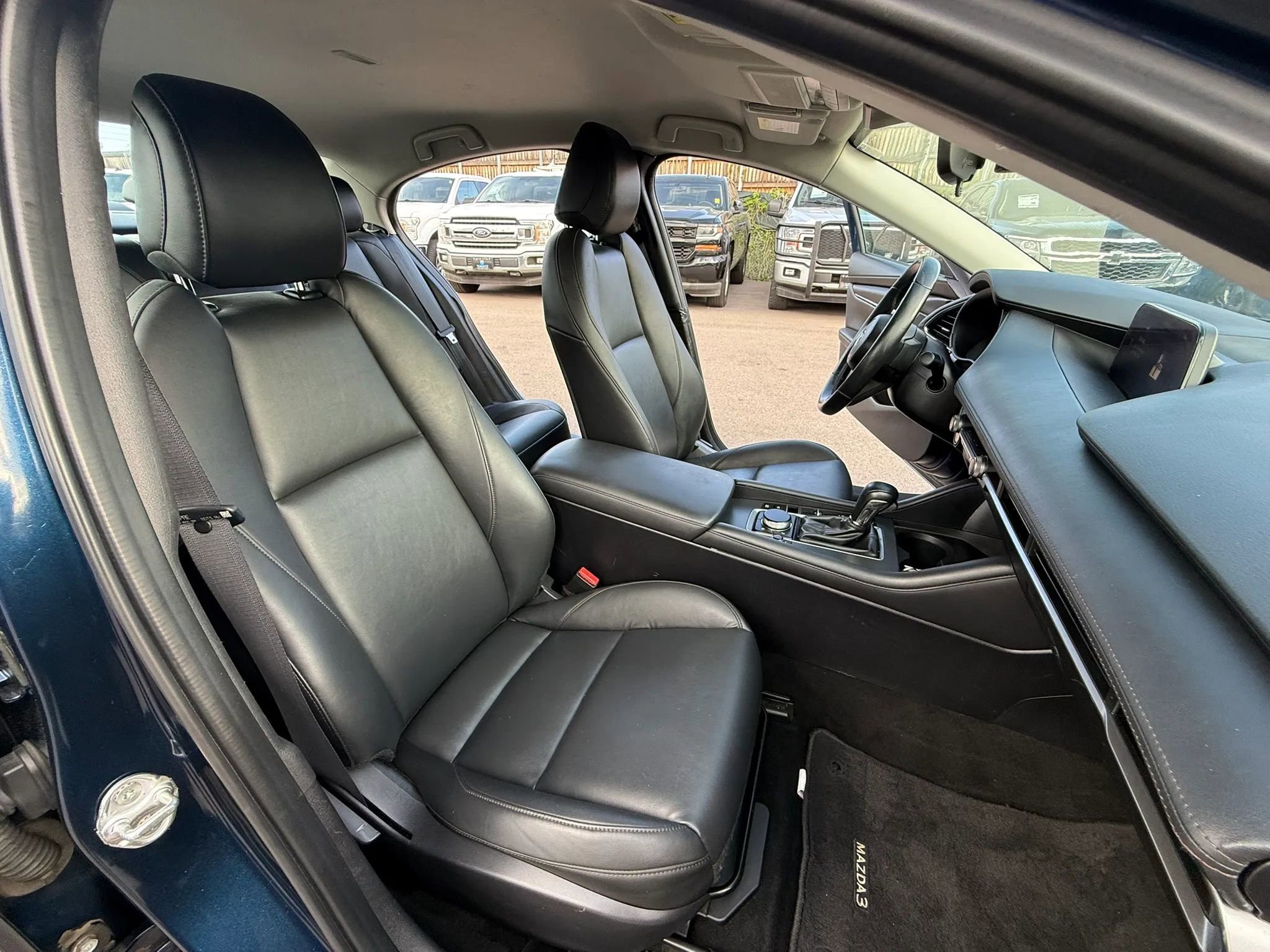 Used 2021 MAZDA MAZDA3 s FWD image 19