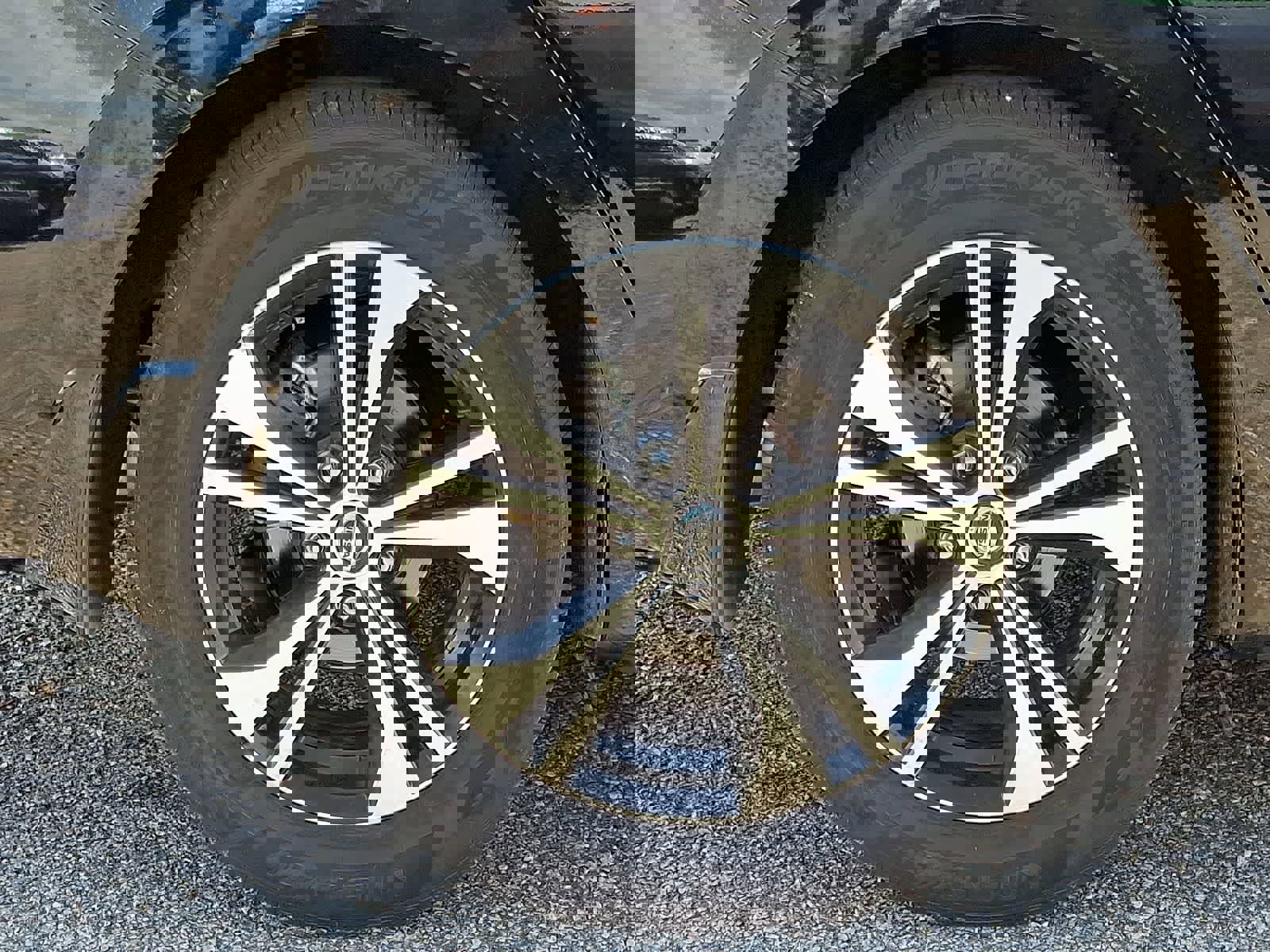 Used 2023 Nissan Sentra SV w/ All-Weather Package FWD image 6