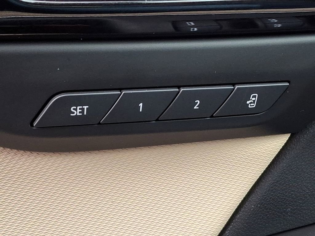 Used 2025 Buick Envision Preferred image 25