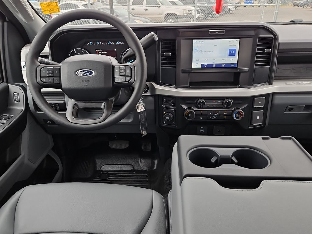 New 2026 Ford F350 XL w/ XL Off-Road Package AWD/4WD image 20