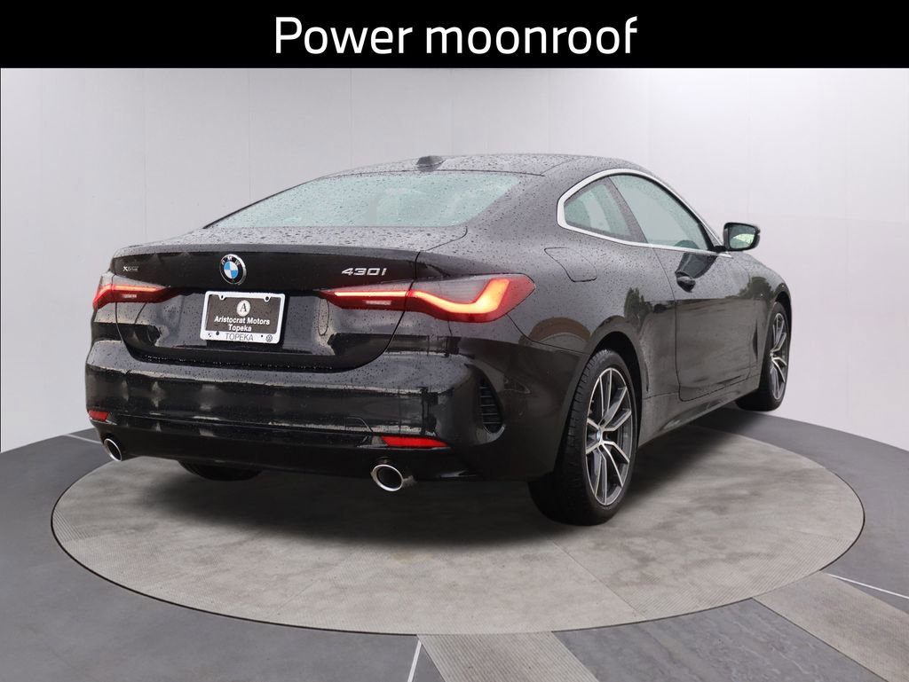 Used 2024 BMW 430i xDrive Coupe w/ Premium Package image 8