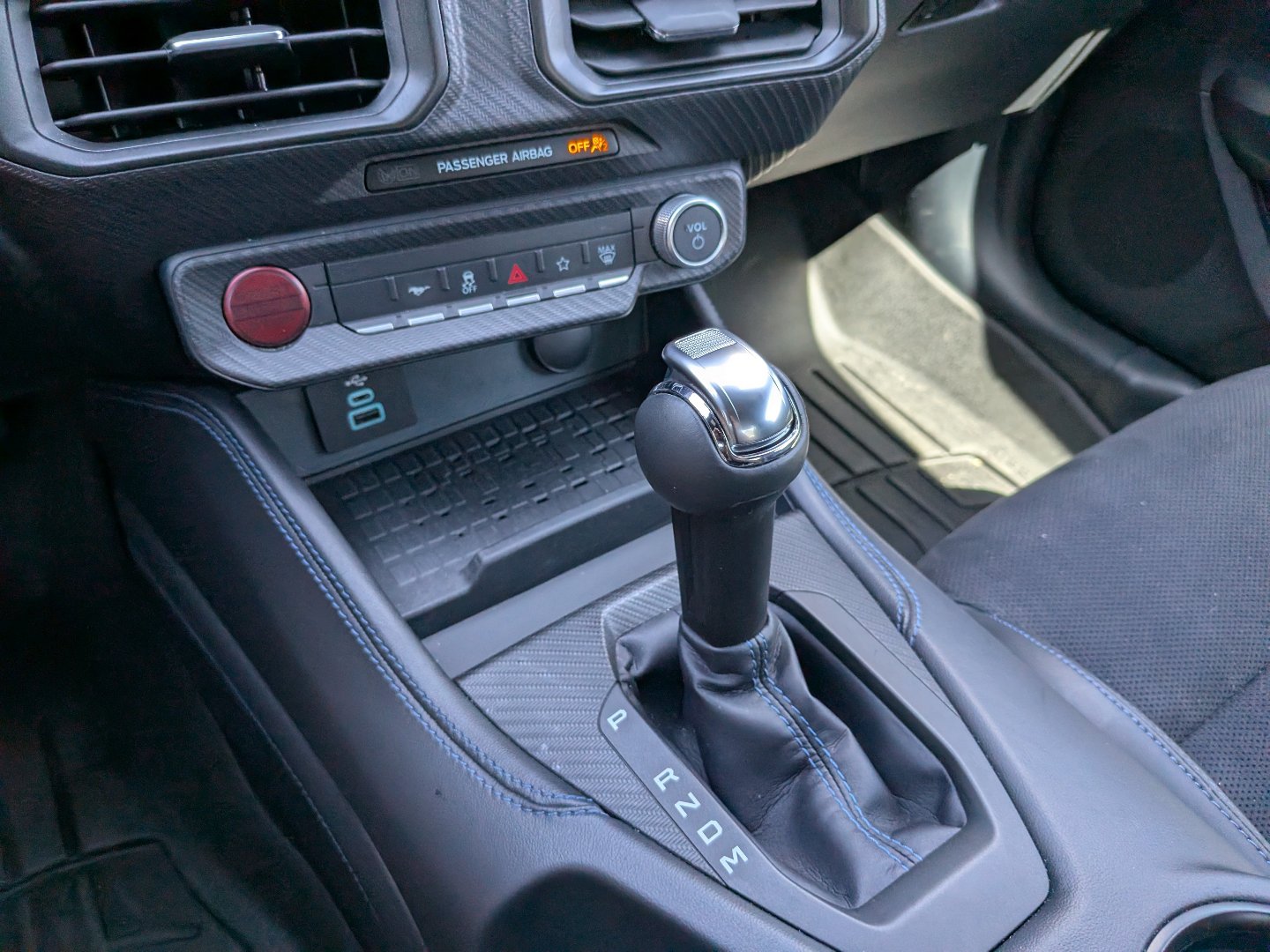 Used 2024 Ford Mustang Dark Horse RWD image 17