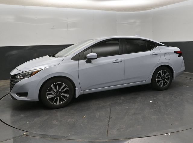New 2025 Nissan Versa SV w/ Trunk Package FWD image 4