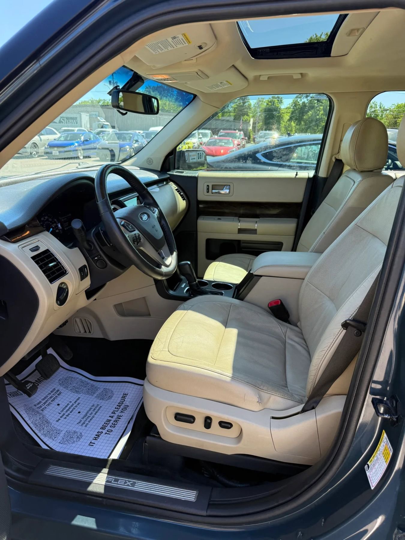 Used 2016 Ford Flex Limited w/ Equipment Group 303A AWD/4WD image 16