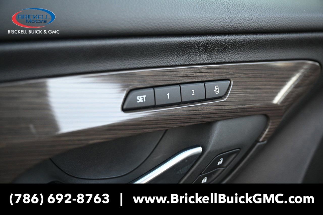 New 2024 GMC Terrain Denali w/ Denali Premium Package image 25