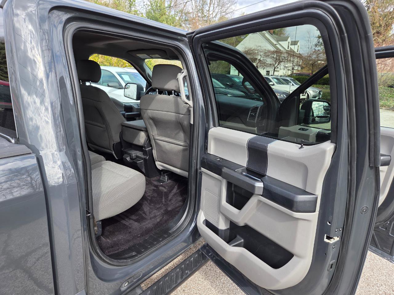 Used 2017 Ford F150 XLT AWD/4WD image 20