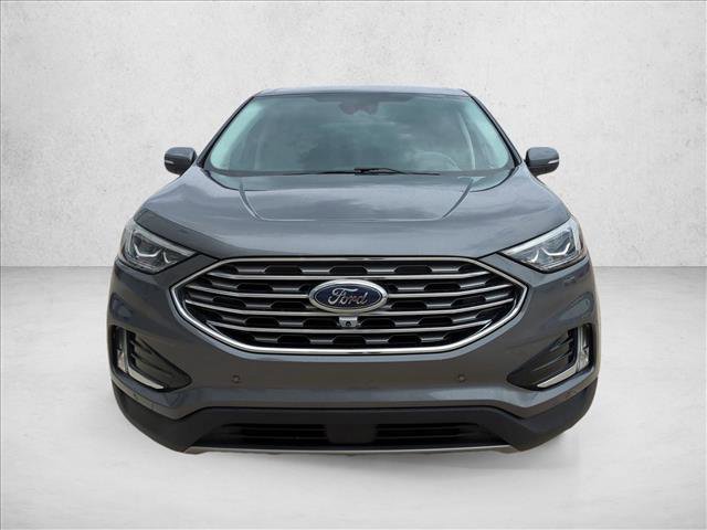 Used 2022 Ford Edge Titanium w/ Equipment Group 301A AWD/4WD image 2