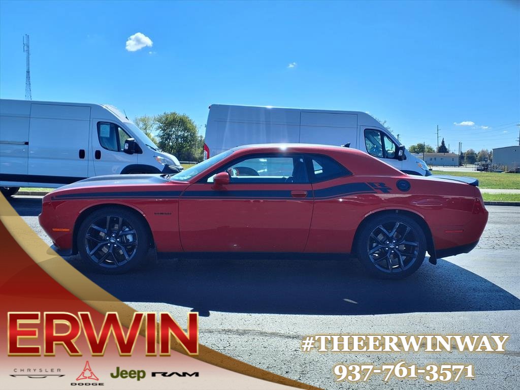 Certified 2022 Dodge Challenger R/T w/ Blacktop Package image 12