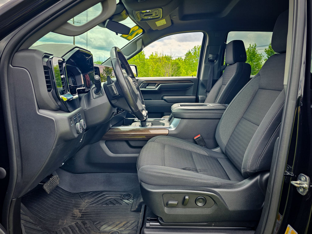 Used 2022 Chevrolet Silverado 1500 RST w/ All Star Edition Plus AWD/4WD image 14