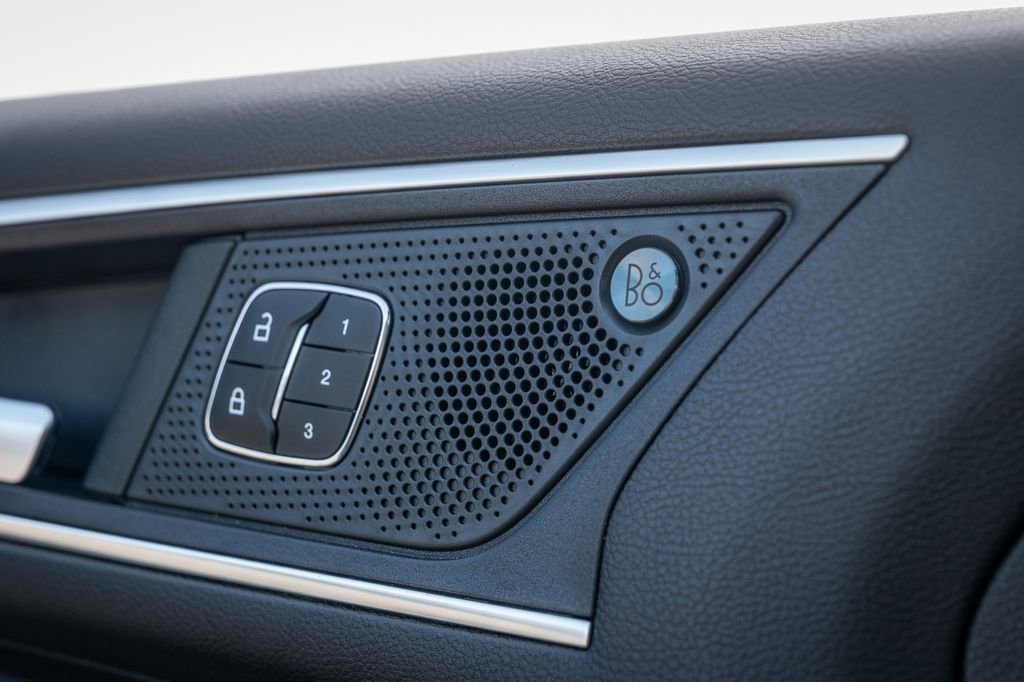 Used 2022 Ford Edge ST w/ Cargo Accessory Package image 22