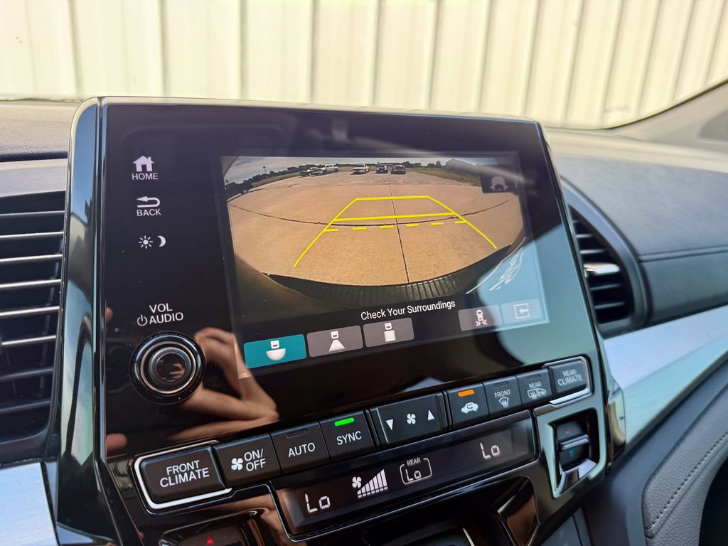 Used 2018 Honda Odyssey Touring image 25