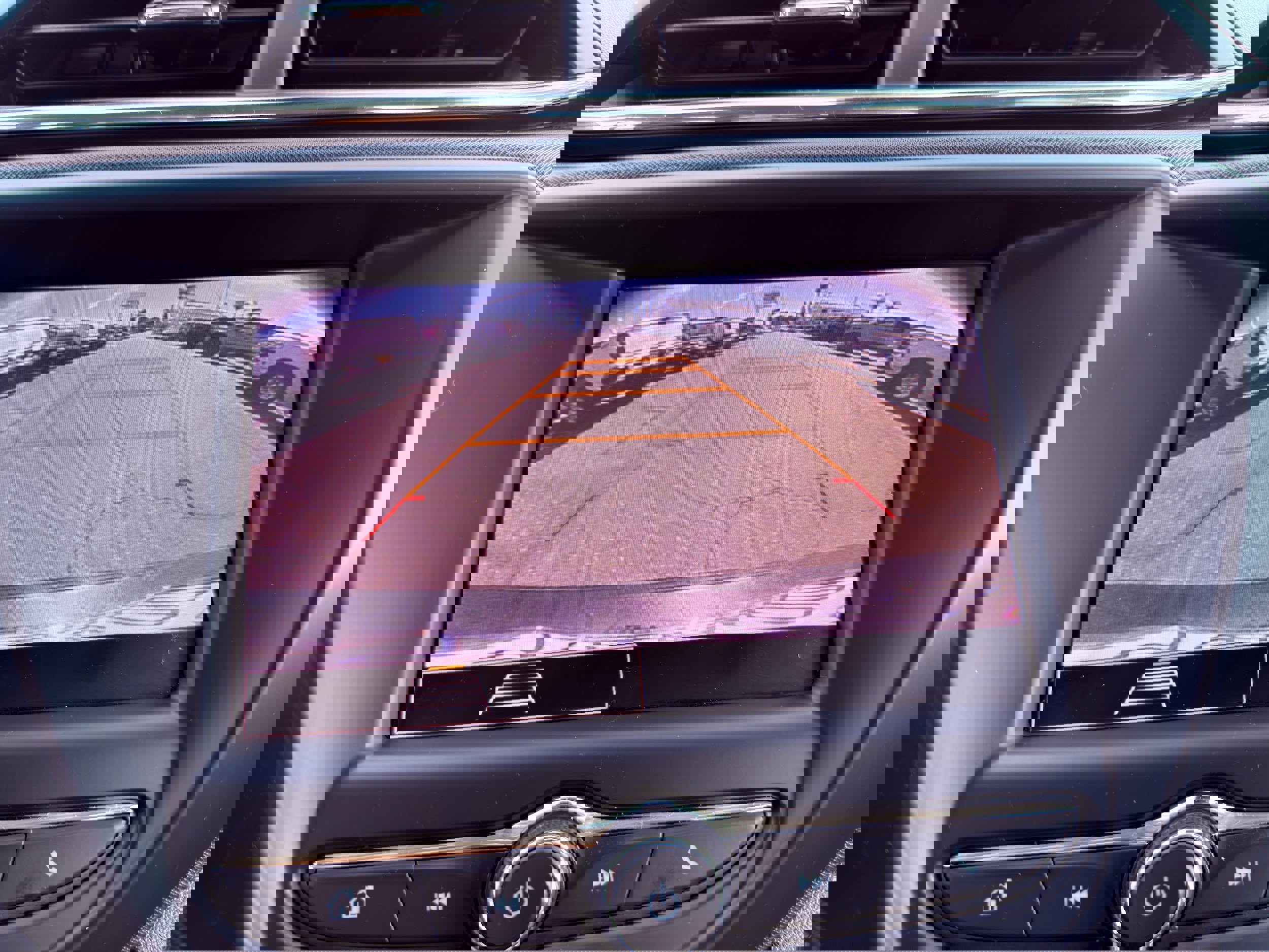 Used 2022 Chevrolet TrailBlazer LS FWD image 35