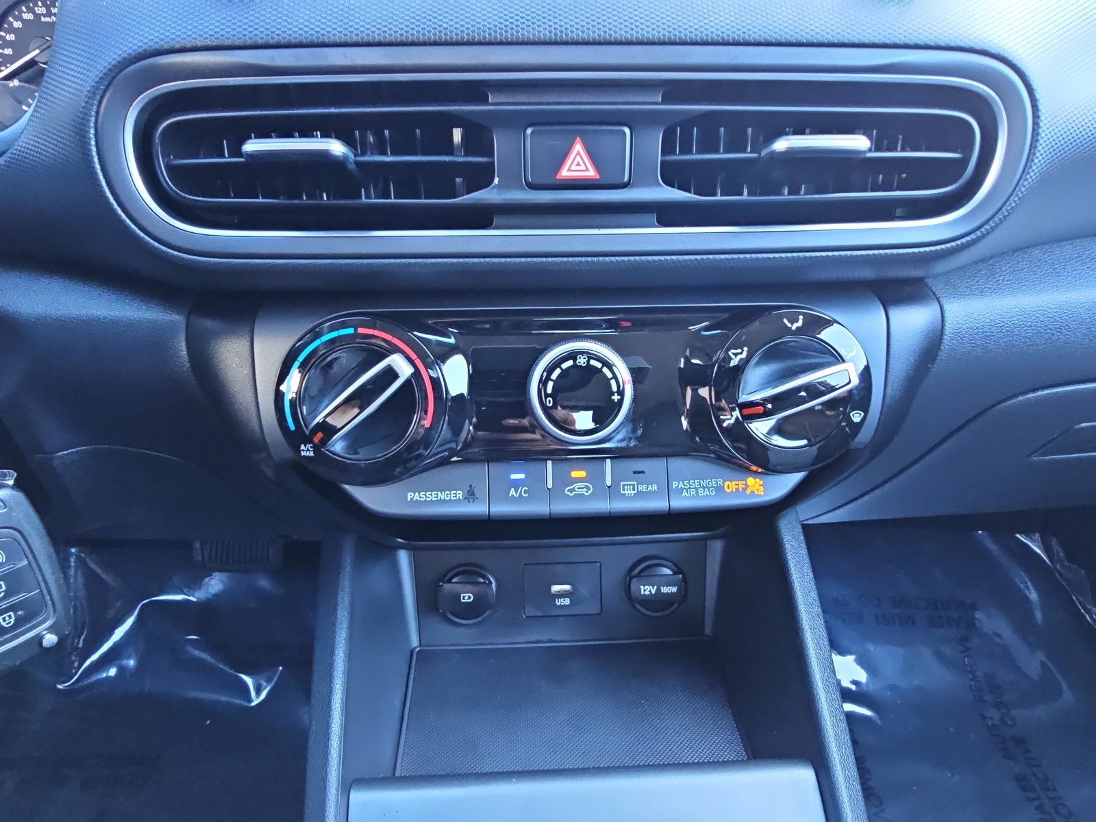 Used 2023 Hyundai Kona SE AWD/4WD image 22