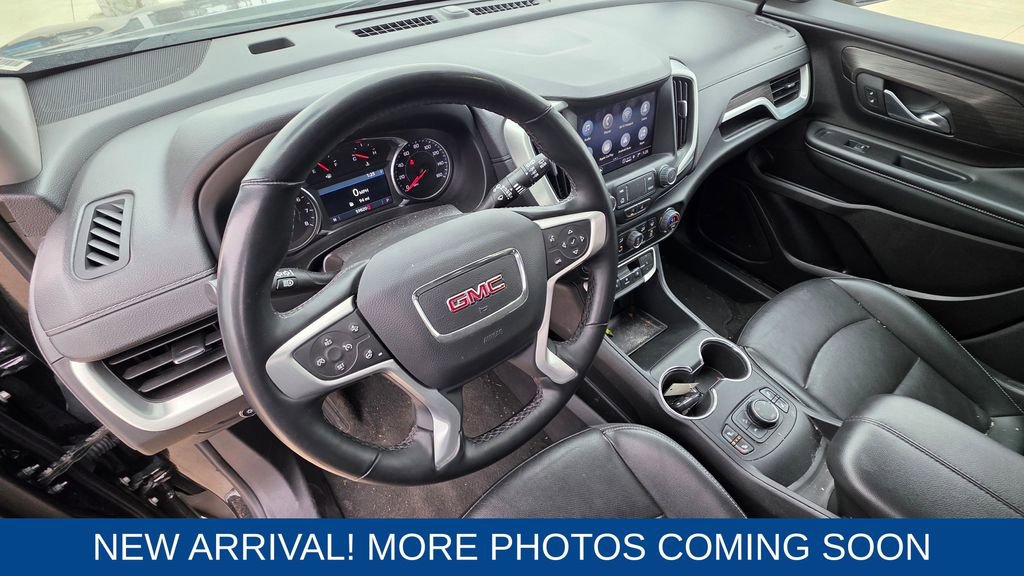 Used 2024 GMC Terrain SLT image 12