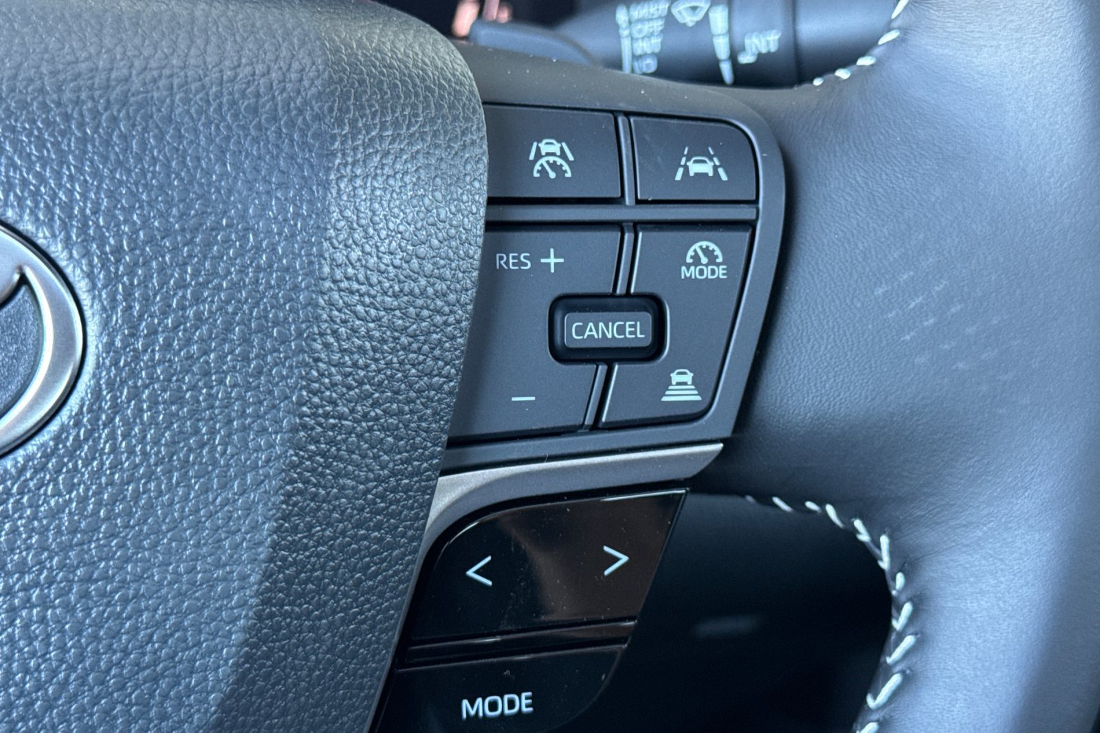 New 2026 Toyota Camry SE FWD image 27