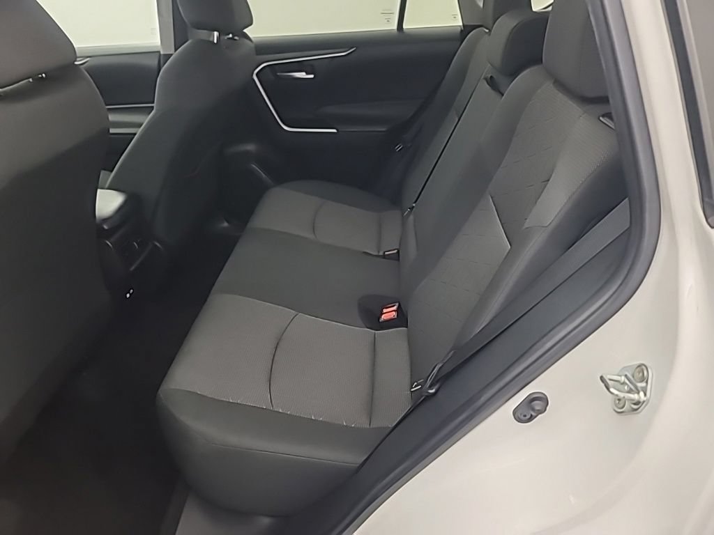 Used 2023 Toyota RAV4 XLE AWD/4WD image 21