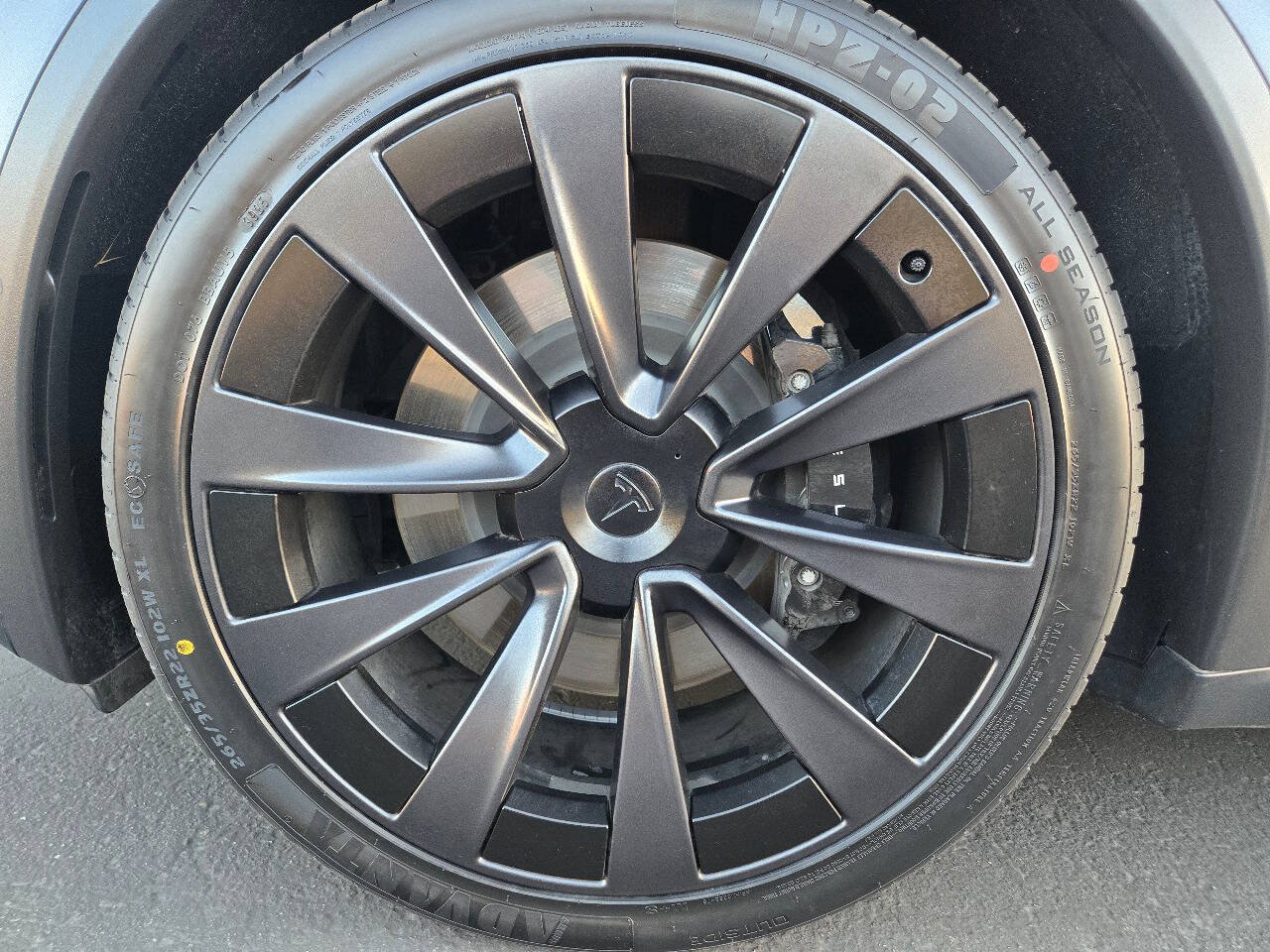Used 2022 Tesla Model X Plaid AWD/4WD image 17